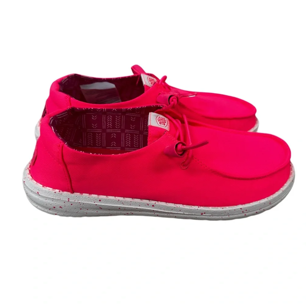 Hey Dude Women's Wendy Stretch Canvas shoes in a vibrant neon pink NWOT - Picture 5 of 6